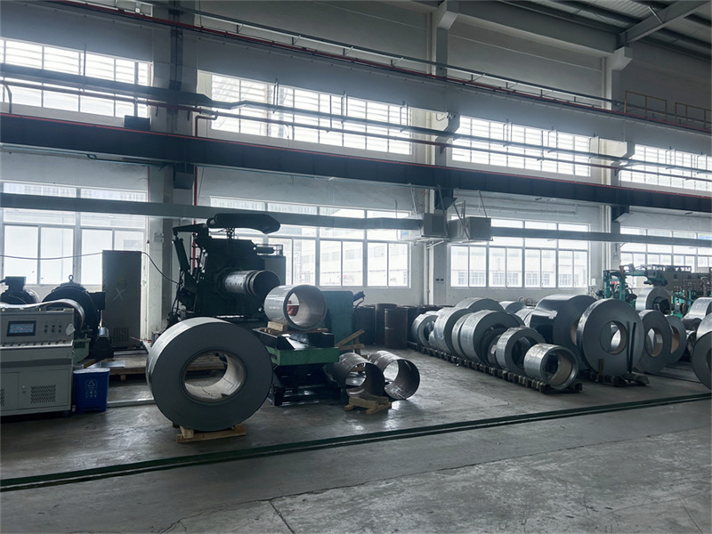 3000平注塑機(jī)車間降溫？